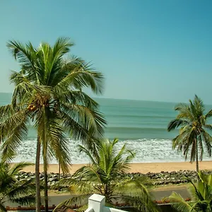 kanaka-beach-house.kerala-hotels.net/