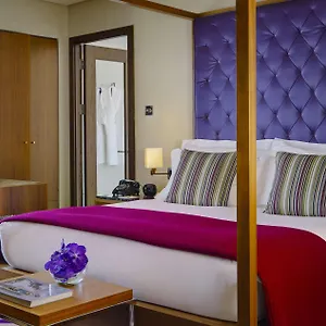 https://the-fitzwilliam.dublin-hotelsweb.com